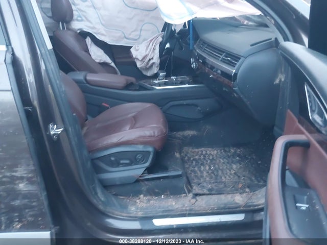 2018 AUDI Q7 3.0T PREMIUM VIN: WA1VAAF78JD020109