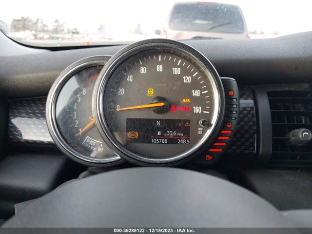 2016 MINI COOPER HARDTOP WMWXP7C53G2C60823 Photo 6