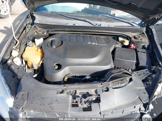 Chrysler 200 Limited 2014 1C3CCBCG3EN100312 Image 10