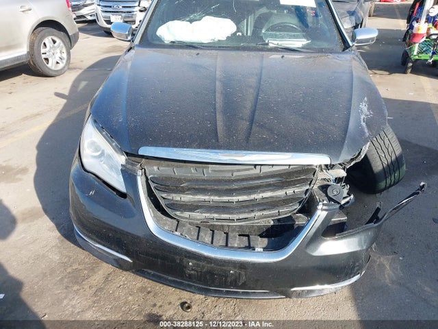 Chrysler 200 Limited 2014 1C3CCBCG3EN100312 Image 12