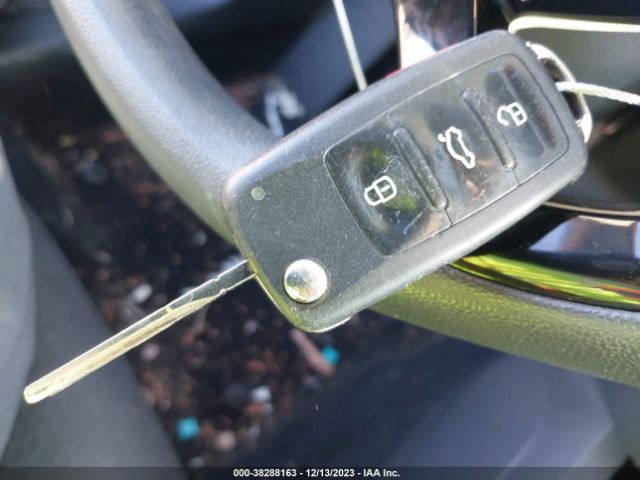 2016 VOLKSWAGEN JETTA SEDAN 3VWD67AJ8GM371816 Photo 10