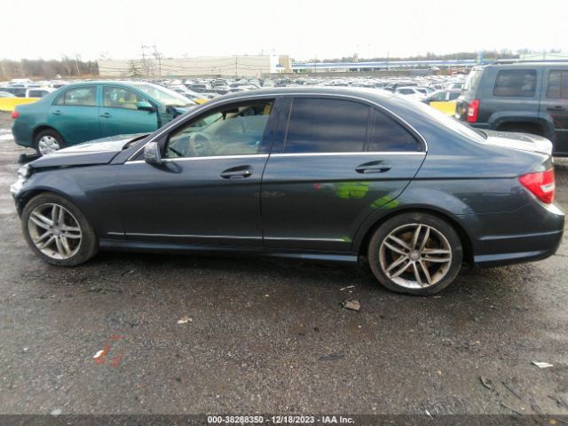 WDDGF8AB5EA911542 Mercedes-Benz C 300 Luxury 4matic/sport 4matic