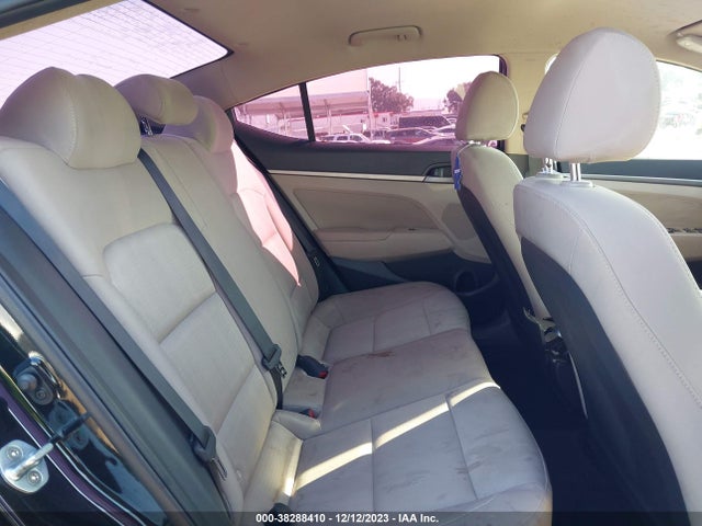 Hyundai ELANTRA SE 2017 5NPD84LF6HH123057 Image 19