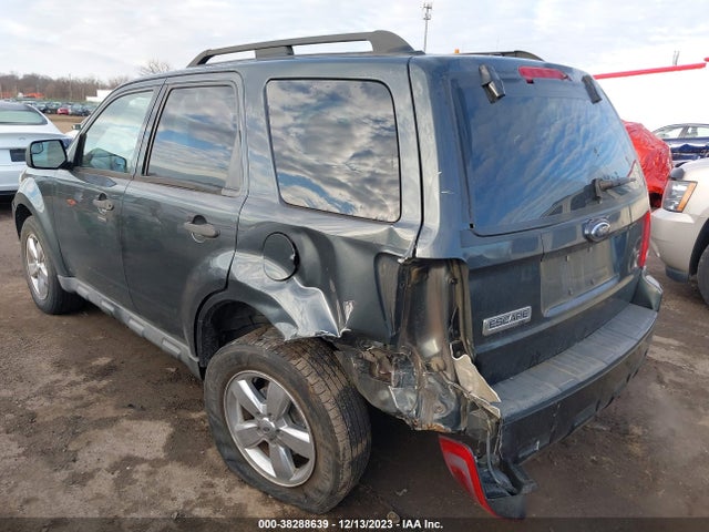 2009 FORD ESCAPE XLT VIN: 1FMCU03739KC03360