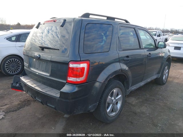 2009 FORD ESCAPE XLT VIN: 1FMCU03739KC03360