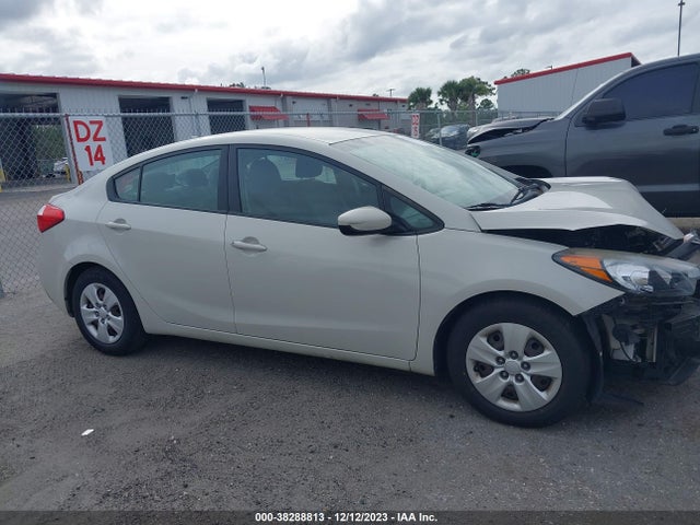2015 KIA FORTE LX VIN: KNAFK4A60F5340465