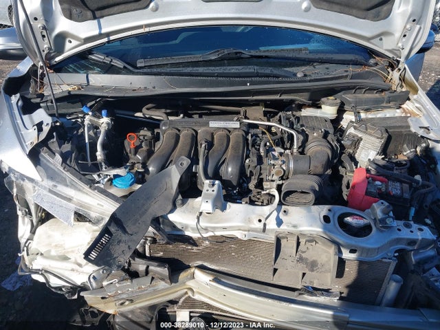 Honda FIT LX 2015 3HGGK5H59FM779797 Image 10