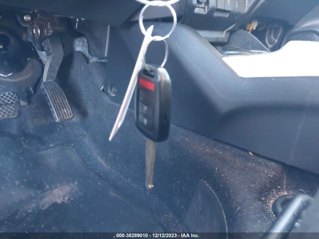 Honda FIT LX 2015 3HGGK5H59FM779797 Image 11