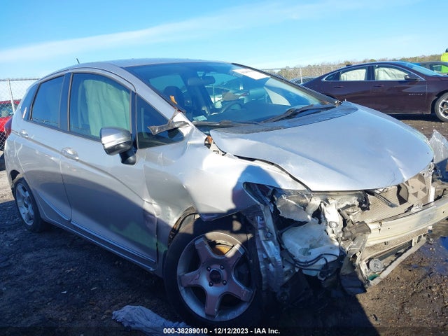 Honda FIT LX 2015 3HGGK5H59FM779797 Image 14