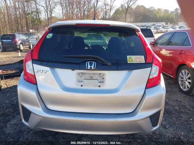 Honda FIT LX 2015 3HGGK5H59FM779797 Image 17