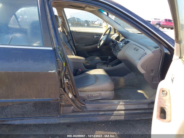 2002 HONDA ACCORD SDN EX W/LEATHER VIN: 1HGCG16592A013149