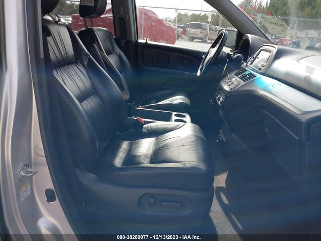 2008 HONDA ODYSSEY TOURING VIN: 5FNRL38988B052654
