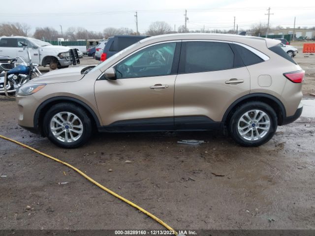 1FMCU0G6XLUA37061 Ford ESCAPE SE