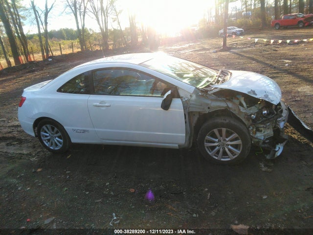 2009 HONDA CIVIC LX VIN: 2HGFG12669H540928