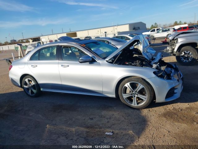 WDDZF4JBXHA239693 Mercedes-Benz E 300