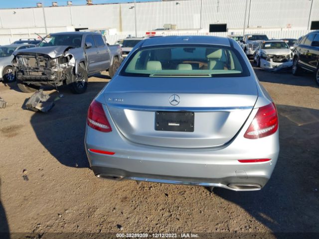 WDDZF4JBXHA239693 Mercedes-Benz E 300
