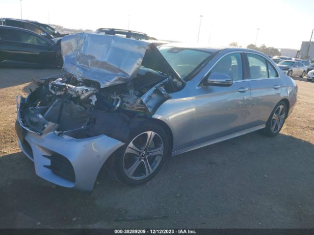 WDDZF4JBXHA239693 Mercedes-Benz E 300