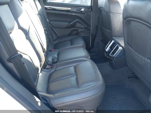 2016 PORSCHE CAYENNE WP1AA2A24GKA11982 Photo 7
