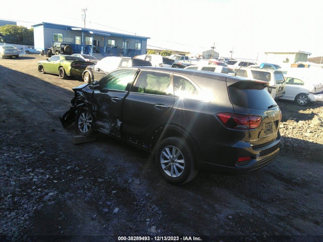 2019 KIA SORENTO 2.4L LX VIN: 5XYPG4A36KG457208