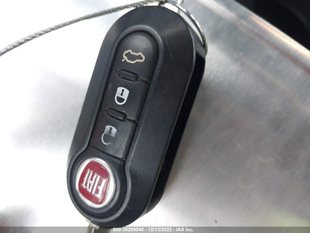 2016 FIAT 500E 3C3CFFGE3GT218015 Photo 10