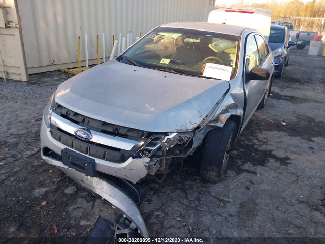 2010 FORD FUSION S VIN: 3FAHP0GA9AR193012