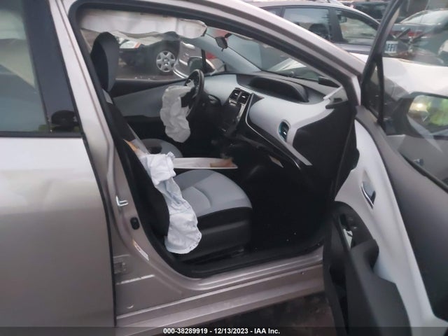 Toyota Prius Prime Plus 2018 JTDKARFP9J3095706 Image 5