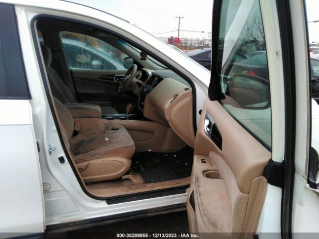 5N1AR2MN6EC658726 Nissan Pathfinder Sv