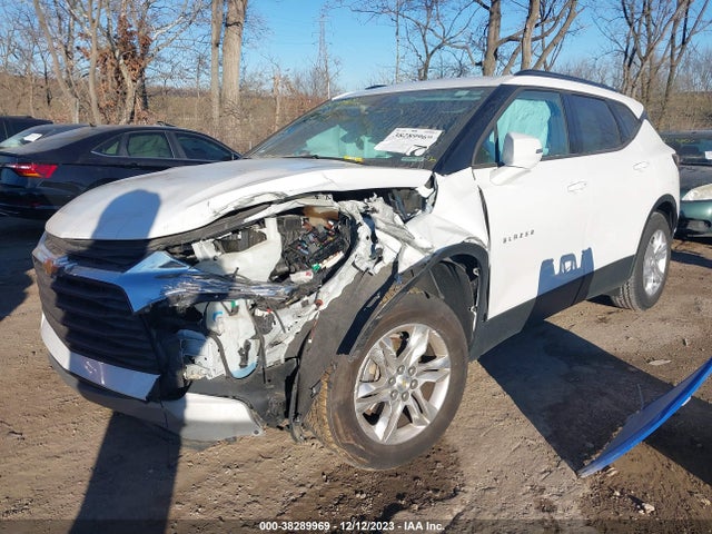 Chevrolet Blazer 2019 3GNKBBRAXKS657739 Image 2