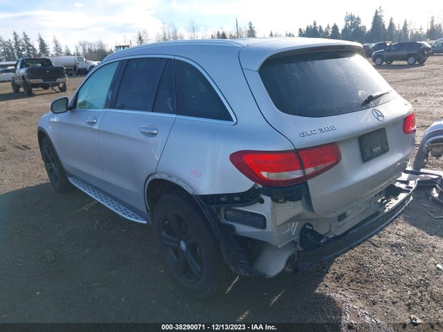 2016 MERCEDES-BENZ GLC 300 4MATIC VIN: WDC0G4KB1GF026500
