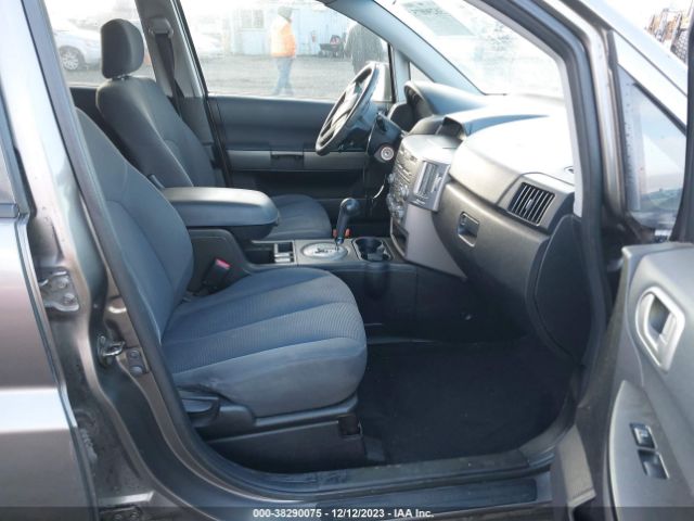 2004 MITSUBISHI ENDEAVOR 4A4MN21S94E074890 Photo 4