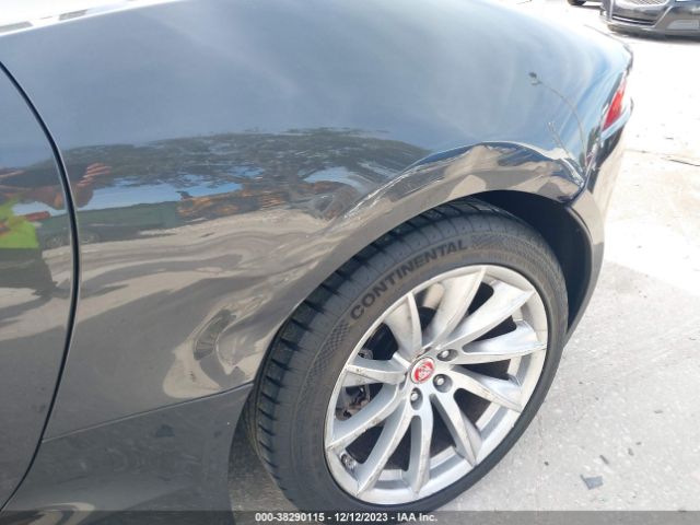 2017 JAGUAR F-TYPE SAJWA6ET3H8K42860 Photo 5