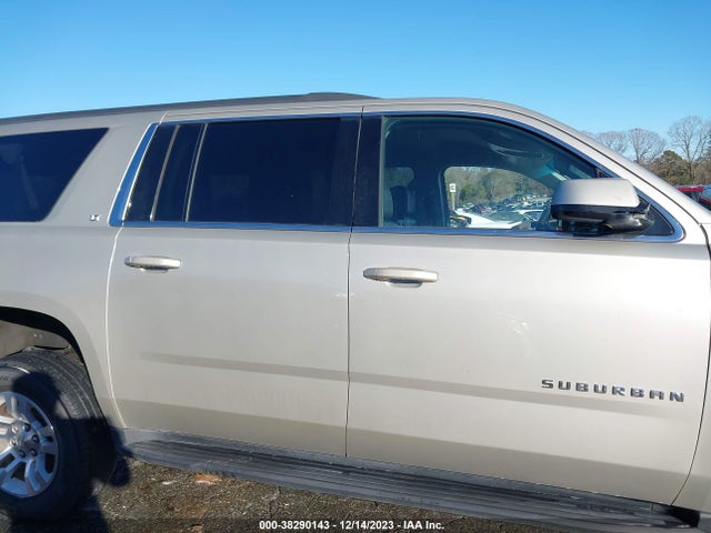 Chevrolet Suburban Lt 2017 1GNSKHKC2HR161649 Image 13