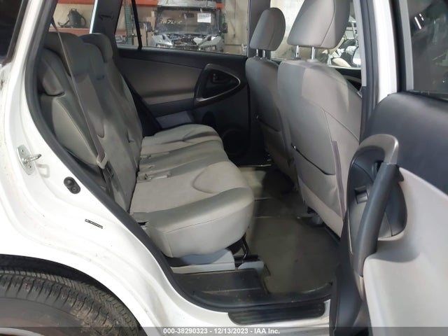 2009 TOYOTA RAV4 VIN: JTMBF33V99D002383