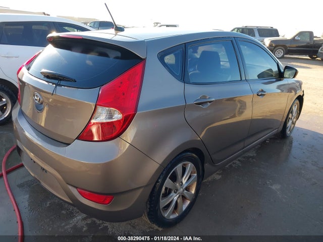 2012 HYUNDAI ACCENT SE VIN: KMHCU5AE8CU003973