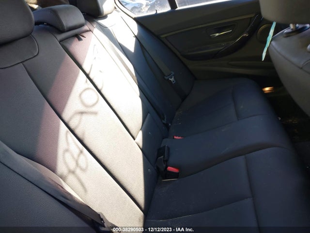 BMW 320i Xdrive 2018 WBA8A3C5XJA357543 Image 8