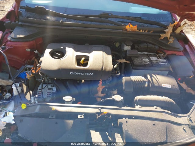 2018 HYUNDAI ELANTRA SE VIN: 5NPD74LF3JH355835