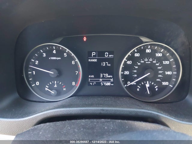 2018 HYUNDAI ELANTRA SE VIN: 5NPD74LF3JH355835