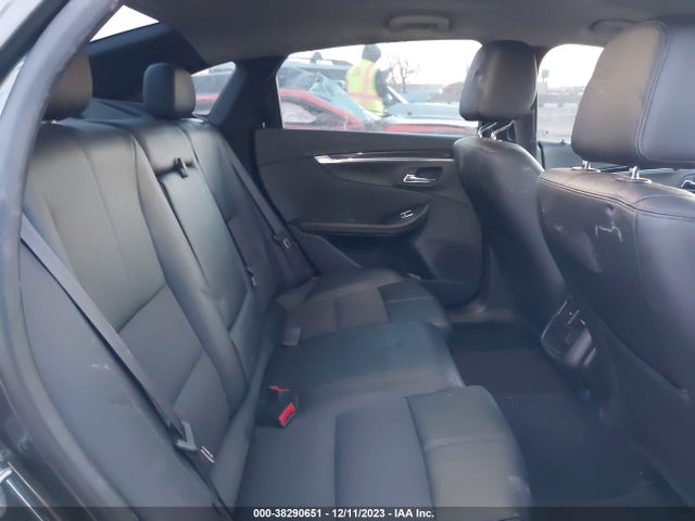 Chevrolet IMPALA 1LT 2018 2G1105S39J9171399 Image 8