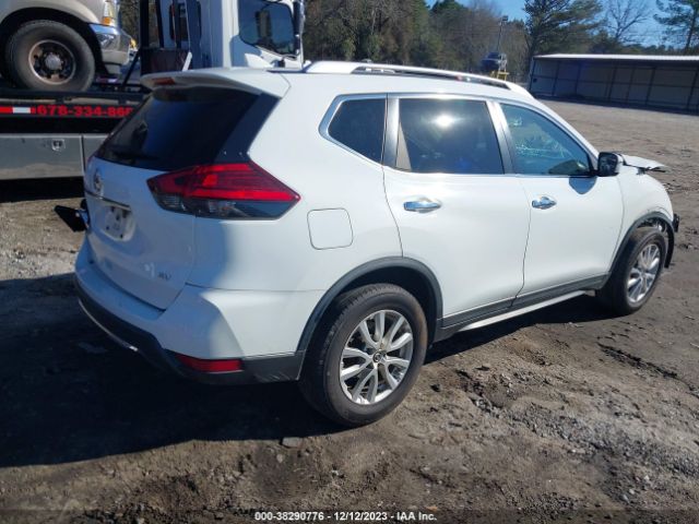 KNMAT2MT8HP590298 Nissan ROGUE SV
