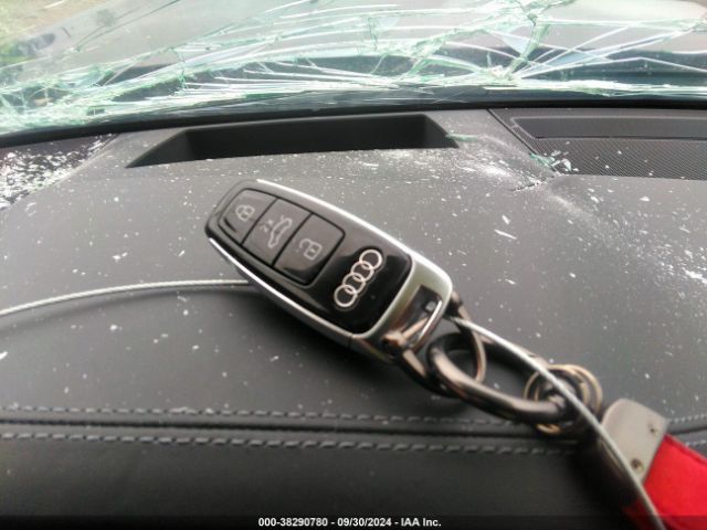 2019 AUDI A7 WAUV2AF23KN092318 Photo 10