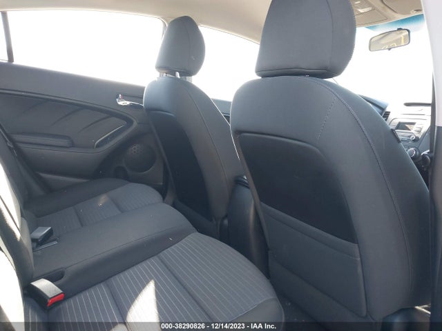 2015 KIA FORTE LX VIN: KNAFX4A67F5412067