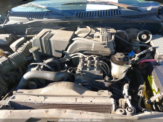 2002 FORD EXPLORER XLT VIN: 1FMZU63EX2UA82364