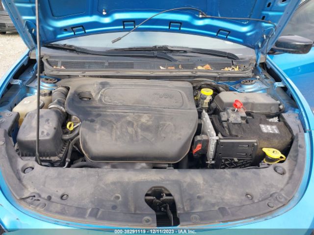 1C3CDFFAXGD818976 Dodge Dart Sxt Sport Blacktop