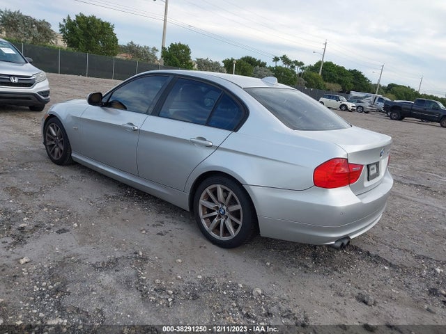 2009 BMW 328I VIN: WBAPH77589NM45438
