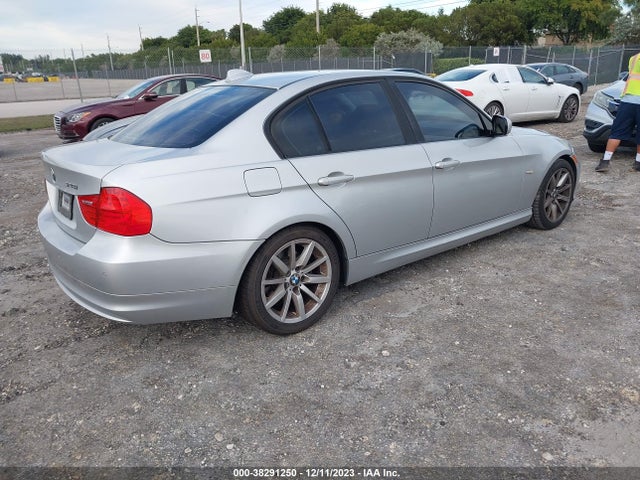 2009 BMW 328I VIN: WBAPH77589NM45438
