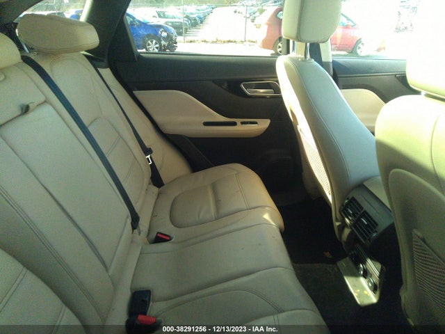 2020 JAGUAR F-PACE SADCK2FX6LA662692 Photo 7