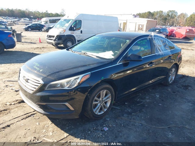 Hyundai SONATA SE 2016 5NPE24AFXGH313631 Image 2