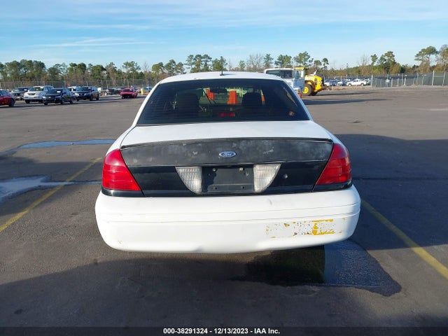 2008 FORD CROWN VICTORIA POLICE/POLICE INTERCEPTOR VIN: 2FAFP71V18X155703