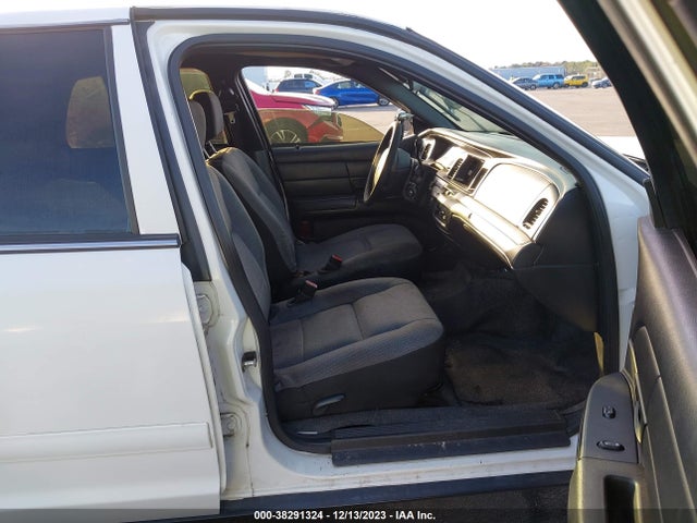 2008 FORD CROWN VICTORIA POLICE/POLICE INTERCEPTOR VIN: 2FAFP71V18X155703