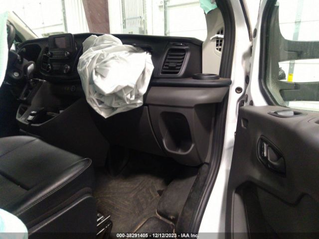 1FTBW1Y88NKA68808 Ford Transit-350